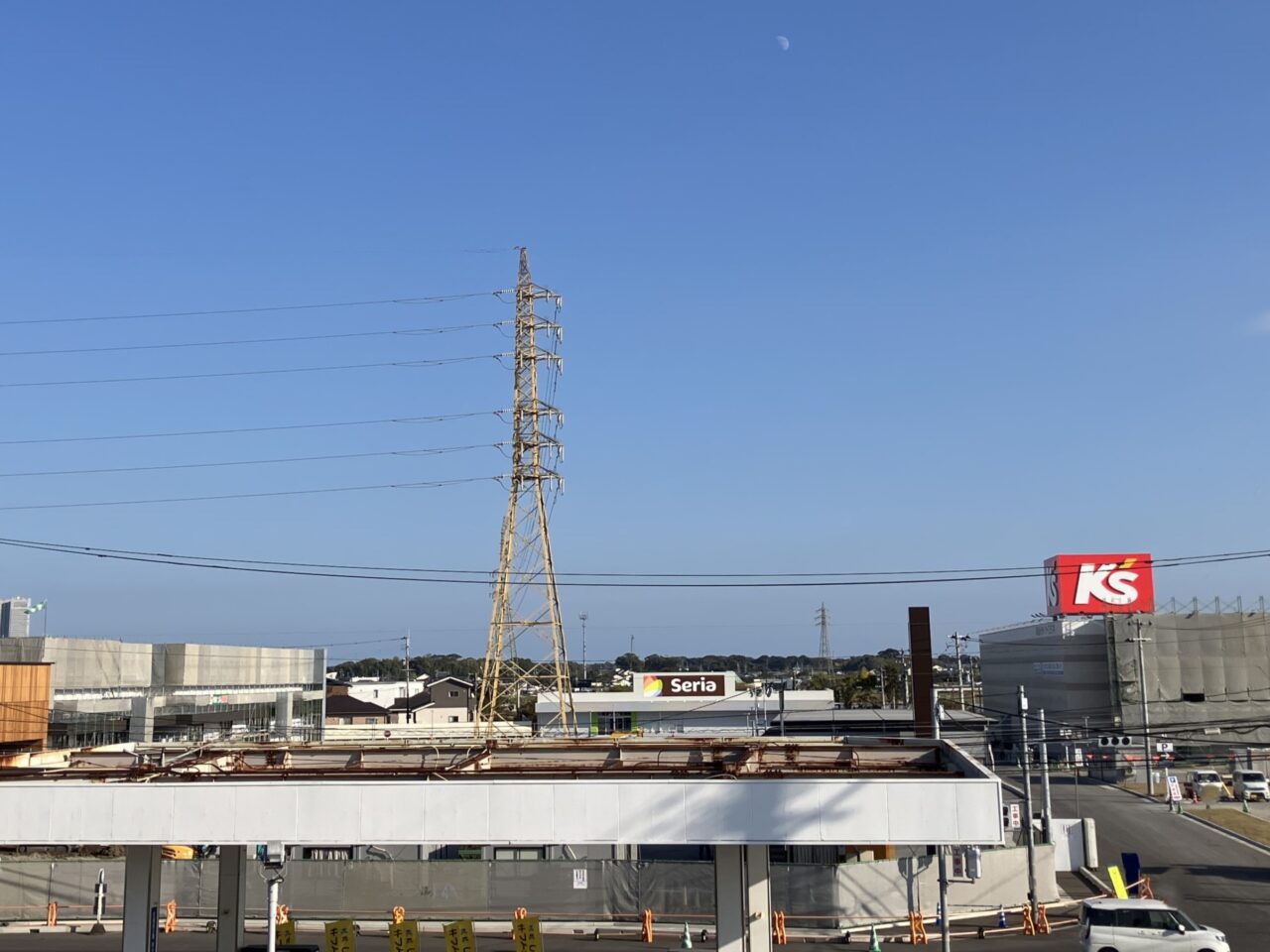 2025年クロスモール花ヶ島セリア