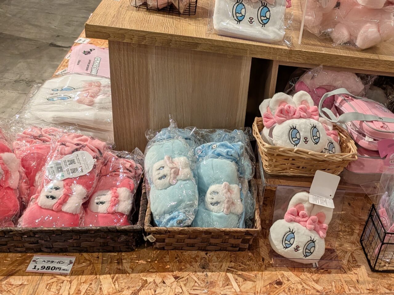 2026年ESTHER BUNNY POPUPSTORE